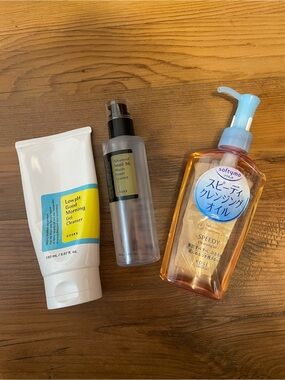 4 pc Korean and Japanese skincare bundle - full routine
